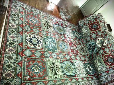 an image of a rug is laying on the floor in a room