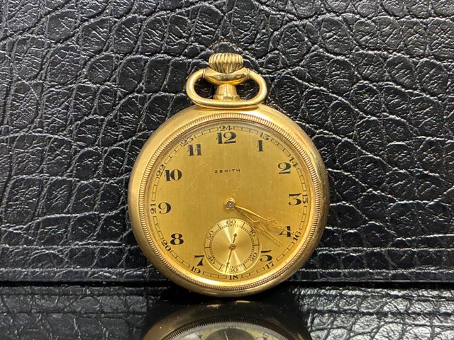 ZENITH. Montre de poche « à gousset » en or 18 carats 750 millièm...