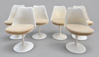 Eero SAARINEN (1910-1961) éd. KNOLL : Suite de six chaises, … (photo 2)
