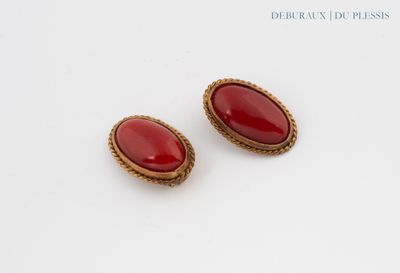 paire de cabochons ovales rouges cabochon cabochon cabochon cabochon cabochon cabochon cabochon cabochon cabochon cab