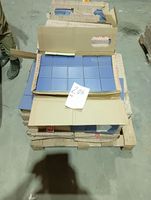 Lot d'environ 20 m² de carrelage bleu, marque Villeroy & Boc…