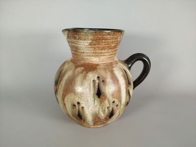 ATELIER GUÉRIN - BOUFFIOULX (XXème) : pichet en grès émaillé…