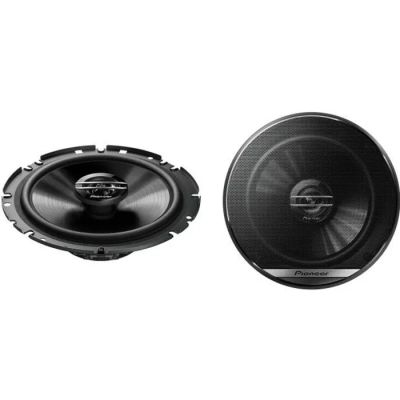 a pair of speakers on a white background