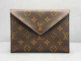 Enveloppe en cuir Monogramme Louis Vuitton