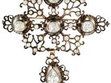 une image représentant une croix en verre et en métal