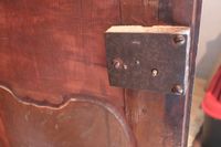 Armoire buffet genre provençal à trois portes moulurées, cor… (photo 4)