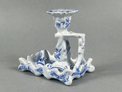 Manufacture de Saint-Clément (Lorraine). Très rare bougeoir …