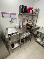 Importante table inox comprenant un bain marie inox et une é… (photo 2)