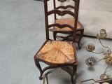 a lot of antiques sitting on the floor in the room