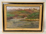 une peinture à l'huile représentant une rivière avec des collines et des arbres en arrière-plan