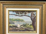 tableau représentant un paysage avec un arbre et une rivière, dans un cadre doré