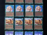 beaucoup de cartes sur la table