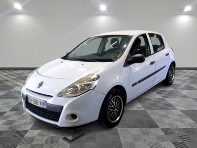 Renault - Clio Iii 1.2 16v 75 Eco2 Authentique Euro 5 - ES -…