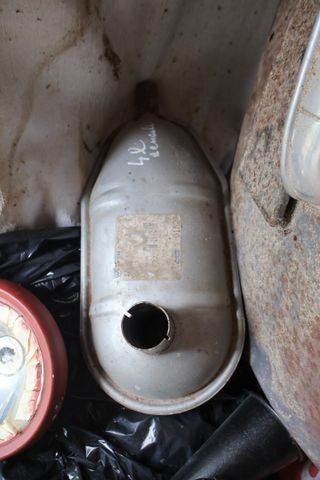 Pot d'échappement de Renault 4L