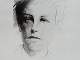 un dessin en noir et blanc d'un visage de femme
