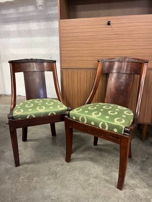 FRANCE XIXe, Paire de chaises Empire au dossier gondole surm… - Photo 1