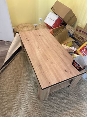 Bibliothèque en trois parties dont une en bois stratifié