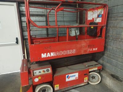 Nacelle ciseaux MANITOU 78 XE.