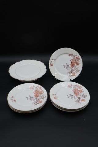 Assiettes à dessert en porcelaine WG (William Guérin) et présento...