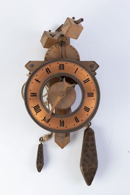 BAUMANN AG SWITZERLAND Horloge murale en bois
