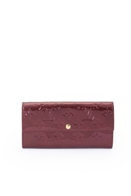 Louis VUITTON année 2010 - Portefeuille "Sarah" en cuir vern…