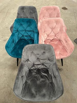5 Chaises - SCELLE AM/68 à AM/72 - FRAIS A 14.