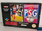 une boîte sur laquelle figure l'image d'un footballeur