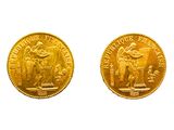 deux pièces d'or, dont l'une représente une statue et l'autre une femme