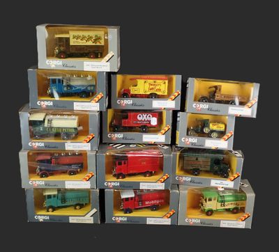 de nombreux types différents de petits trains dans les boîtes
