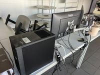 trois ordinateurs DELL avec sept écrans annexes IIYAMA sur b… (photo 4)