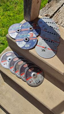 Lot de divers disques LOT A RETIRER SUR RENDEZ-VOUS SUR LA C…