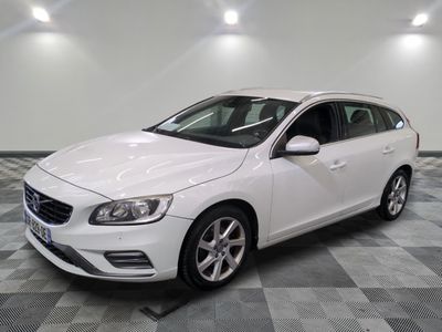 Volvo V40 2.0 D2 R - Design Business Nav