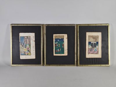 Lot de trois miniatures indiennes : 26 x 15 cm ; 21,5 x 14 cm ; 25,5 x
