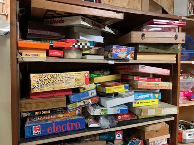 Lot de jeux de société et divers