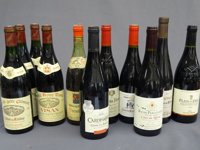 COTE DU RHONE :  CLOS DU PERE CLEMENT, 3 bouteilles de 1989 ; VIS...