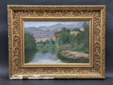 une peinture à l'huile représentant une rivière avec un village en arrière-plan