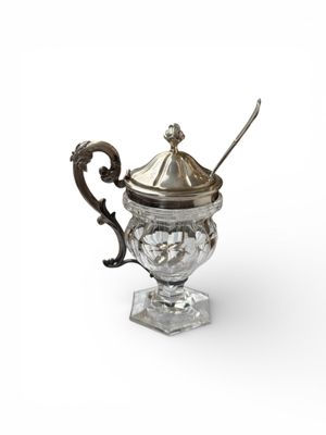 Moutardier à anse en cristal à pans coupés, à monture en arg…