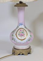 Lot "varia", comprenant : (x1) pied de lampe, anciennement à… (photo 3)