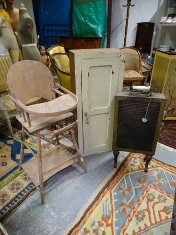 Chaise haute bébé ancienne, armoirette une porte (103 x 42), anci...