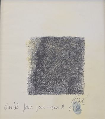 une image représentant un dessin d'un carré sur lequel figure un message écrit à la main