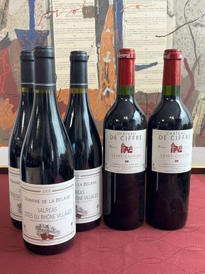 Lot de cinq bouteilles comprenant Château de Ciffre, Saint-C…