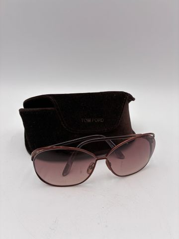 Tom FORD – Paire de lunettes de soleil dans son étui. 
