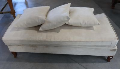 Petite banquette A garniture alcantara ivoire (déhoussable)