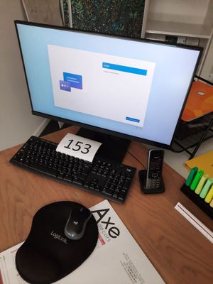 Configuration de poste informatique comprenant : - Photo 1