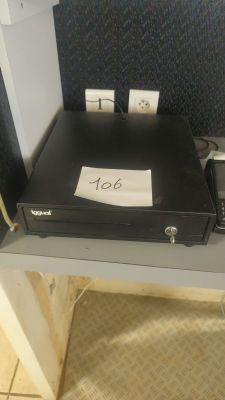 a picture of a dvd player sitting on a table