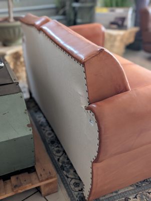 Canapé Club 2 places modèle dit Moustache 1930 en cuir - Can…