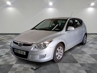 HYUNDAI - I30 1.6 CRDI 115 PACK CONFORT II - GO - Mise en se…
