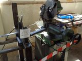 a machine that is sitting on a table in a room