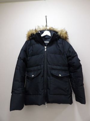 PYRENEX - Taille 34 - Doudoune en duvet naturel et capuche a…