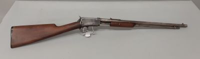 Catégorie C. Carabine genre Winchester 1906 à pompe de 1910,…